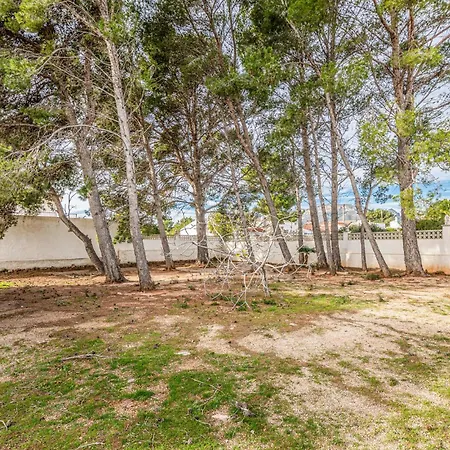 3 Bedroom Awesome In Miami Platja Holiday home Miami Playa